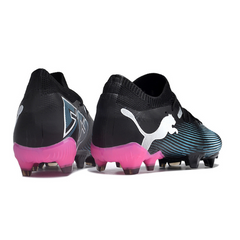 Puma Future 7 FG Fußballschuhe für Naturrasen, Schwarz, Hellblau und Rosa - VENI Futebol