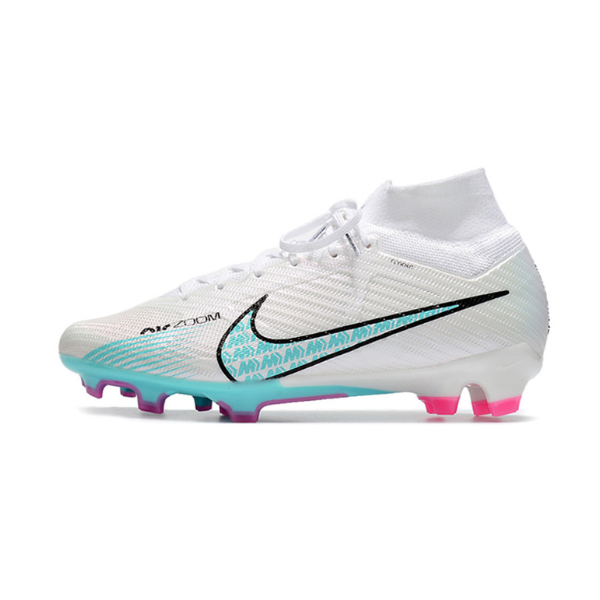 alt
Crampons enfant Nike Zoom Mercurial Superfly 9 Elite FG blancs, bleu clair et roses - VENI Futebol