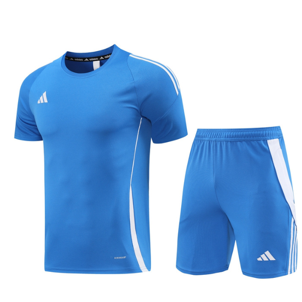 Adidas Set T-Shirt + Shorts in Hellblau - VENI Fußball