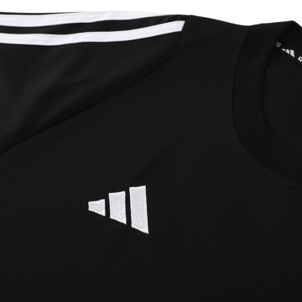 alt
Adidas-Set T-Shirt + Short Schwarz und Weiß - VENI Fußball