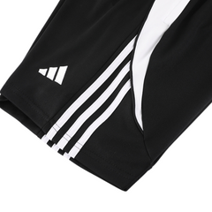 alt
Adidas-Set: schwarzes und weißes T-Shirt + Shorts - VENI Fußball