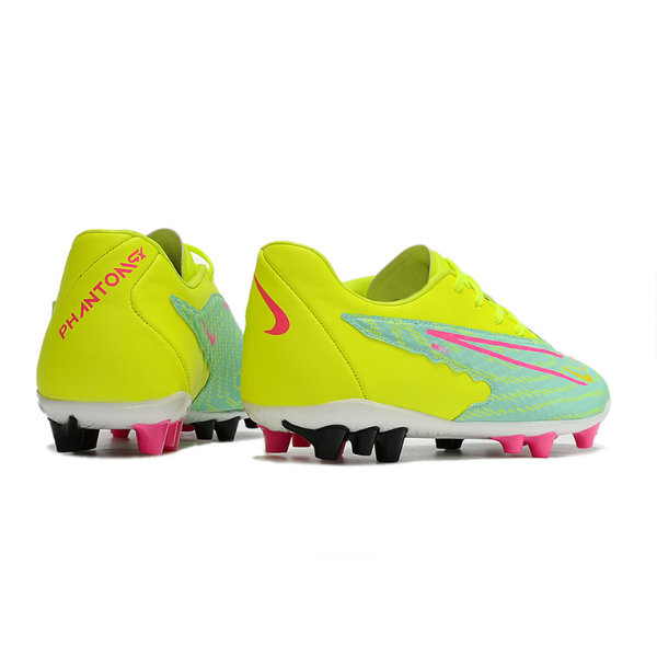 alt
Crampons de football Nike Phantom GX Academy AG jaunes, verts et roses - VENI Futebol
