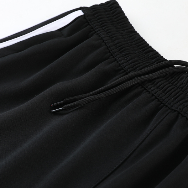 Adidas-Set T-Shirt + weiße Hose - VENI Fußball