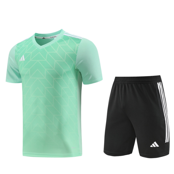 Conjunto Adidas Camiseta + Short Verde Claro - VENI Futebol
