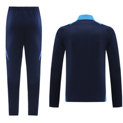 alt
Adidas Winterset Jacke + Hose Dunkelblau - VENI Fußball