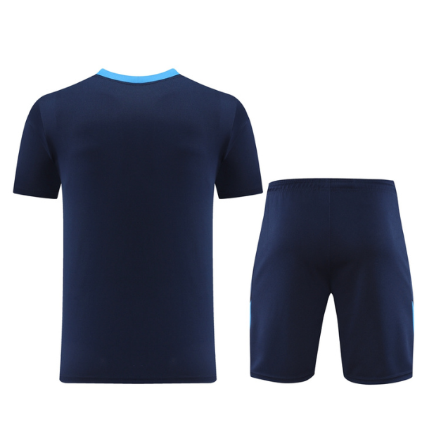 alt
Adidas Set T-Shirt + Shorts Blau - VENI Fußball