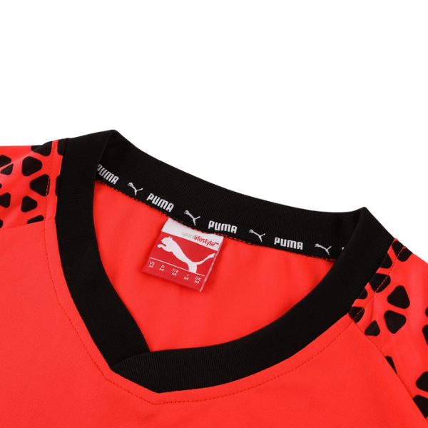 Puma-Set: T-Shirt + Hose in Orange und Schwarz - VENI Fußball