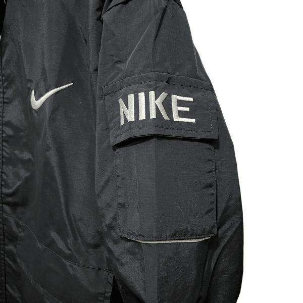 Corta-vento Nike preto - VN Esportes