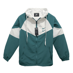 Windbreaker Nike in Grün und Weiß - VN Esportes